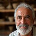 Retrato de Miguel, artesano en cerámica